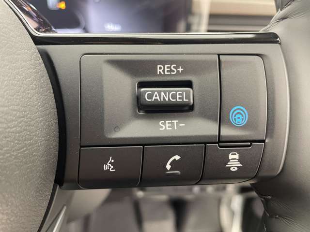 【運転席操作部】快適なドライブを楽しむための機能が装備されています！運転席から触れるので、使いやすいです！除菌プランいれていただくと、さらに清潔で安心していただけます！
