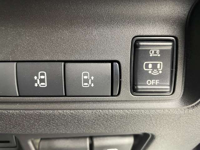 【運転席操作部】快適なドライブを楽しむための機能が装備されています！運転席から触れるので、使いやすいです！除菌プランいれていただくと、さらに清潔で安心していただけます！