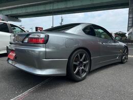 このお車と一緒に思い出を作りたい、そう思っていただける1台です。