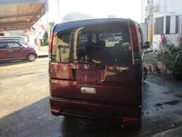 自社工場(鹿児島陸運支局表彰工場6回）でアフターサービスも充実！屋根付き展示場にて大切に展示中！