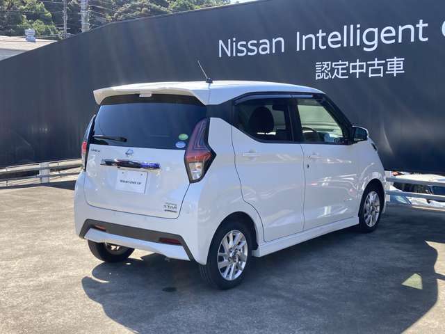 ソナーが音で危険を教えてくれます。