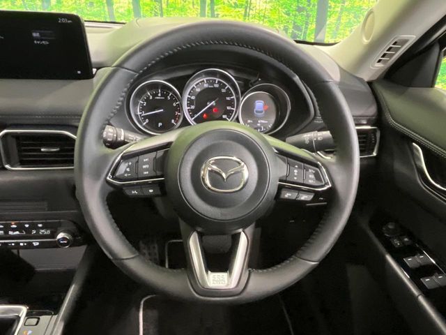 【ステアリングスイッチ】運転中、前方から目線をそらすことなく、オーディオ等の操作が可能な便利機能！安心＆快適なドライブを演出してくれます♪