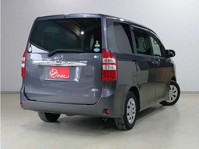 H25年式ノア入庫しました！現車確認の場合事前連絡頂ければ幸いです。