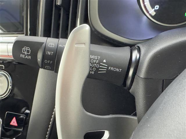 【運転席操作部】快適なドライブを楽しむための機能が装備されています！運転席から触れるので、使いやすいです！除菌プランいれていただくと、さらに清潔で安心していただけます！