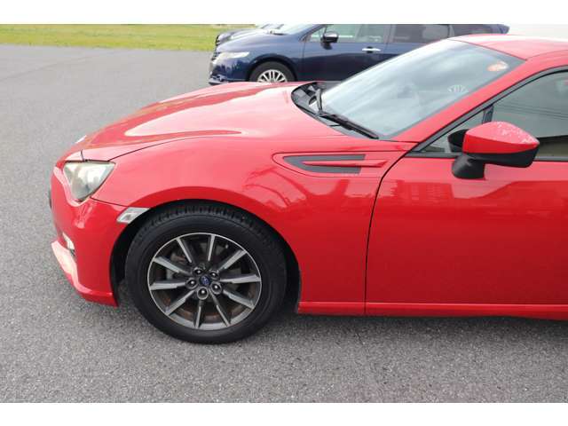 納車前には、エンジン・ミッション・等機関の不具合が無いか50項目以上の法定点検を行い、気になる箇所は徹底的に修理の上納車させて頂きますので、ご安心下さい！！