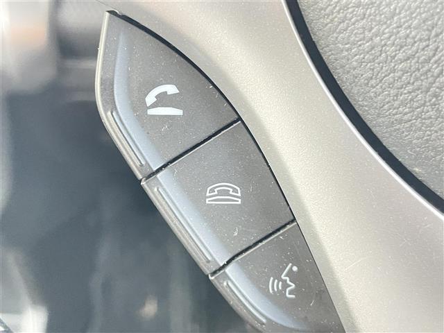 【運転席操作部】快適なドライブを楽しむための機能が装備されています！運転席から触れるので、使いやすいです！除菌プランいれていただくと、さらに清潔で安心していただけます！