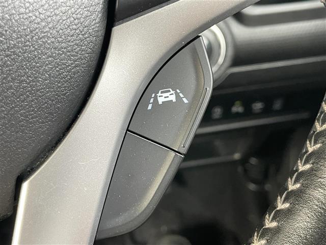【運転席操作部】快適なドライブを楽しむための機能が装備されています！運転席から触れるので、使いやすいです！除菌プランいれていただくと、さらに清潔で安心していただけます！