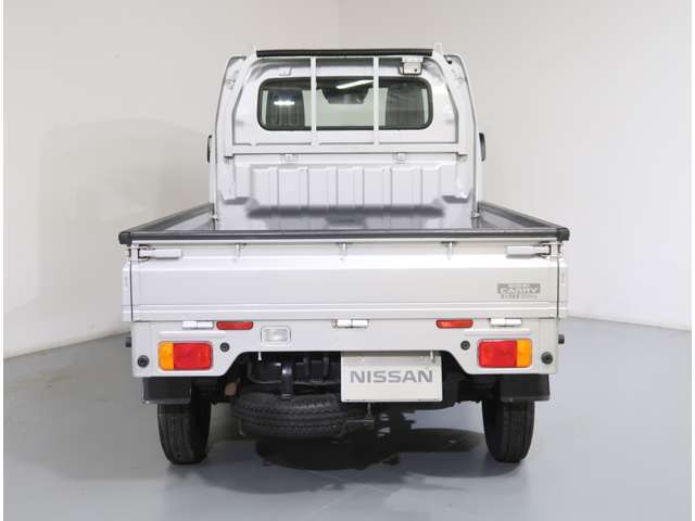 指定工場完備！車検や点検、修理や板金・塗装まで幅広く対応致します。ご購入後もアフター体制完備により徹底サポートさせていただきます。