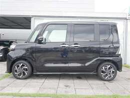 弊社専任のスタッフによるまるまるクリンを実施。