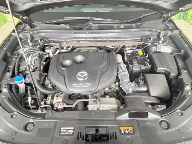 親切・丁寧な専門メカニックスタッフが応対！・車検・点検整備・事故等の修理などアフターサービスも安心。お車のカスタマイズもネクステージのサービススタッフまでご相談ください！