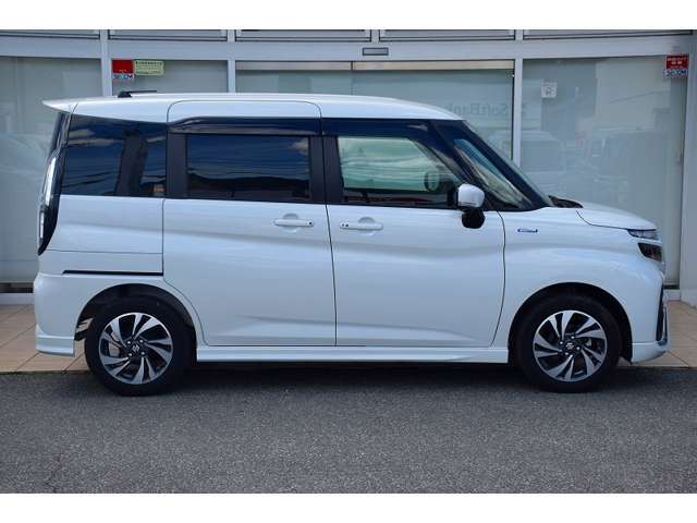 ●輸入車・国産ディーラーだから出来る、高品質な在庫を取り揃えております。車両状態をもっと詳しくしりたいなど御座いましたらお気軽にお電話くださいませ●無料通話【TEL：0078-6002-838529】