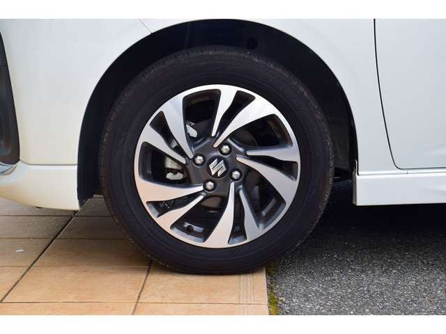 ●店舗は舞鶴若狭道≪春日IC≫から車で10分。北近畿自動車道≪氷上出口≫から5分です。●無料通話【TEL：0078-6002-838529】