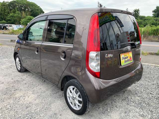 すぐ乗って帰れるシステムのってカエールシステムを採用！車検が残っているお車を気に入ったらその場で乗って帰れます！（条件等あります。スタッフにお尋ねください）1か月以内に名義変更して頂ければOK！