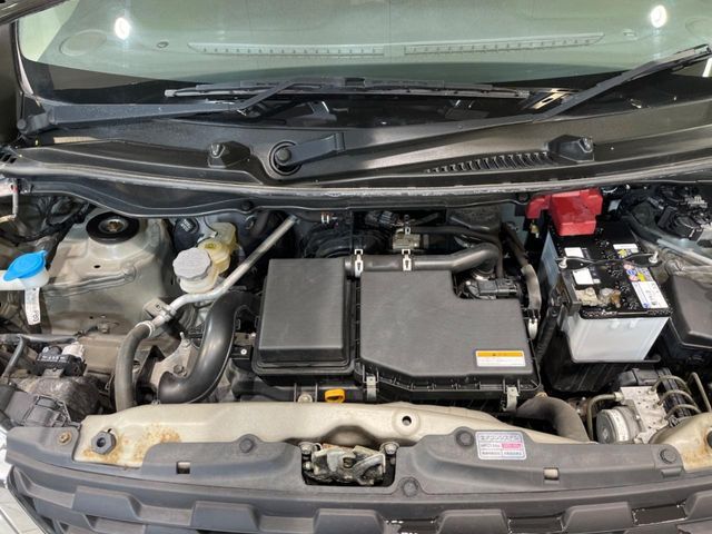 親切・丁寧な専門メカニックスタッフが応対！・車検・点検整備・事故等の修理などアフターサービスも安心。お車のカスタマイズもネクステージのサービススタッフまでご相談ください！