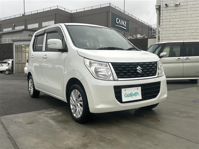 ガリバーグループの在庫車をドルフィネットシステムで店内のPCでご紹介も致します。日本全国どこにあるクルマでも当店でお手続き、ご納車ができます。お気に入りでピッタリのクルマがきっと見つかります！！