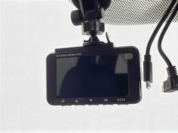 【後部座席操作部】後部座席を快適に過ごしていただくための便利な装備が付いています！