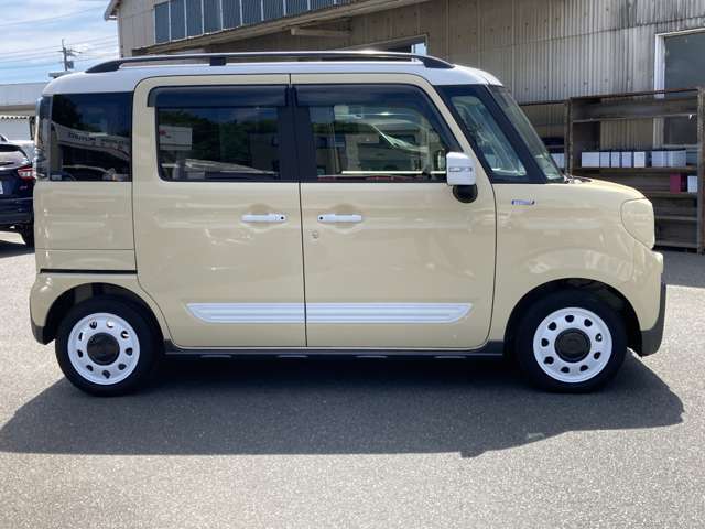 【KMGホールディングスとは】西日本で約80店舗を運営しています☆70年以上自動車を販売してきたノウハウでお客さまの車選びを大切にサポートさせていただきます☆是非質の高い接客を体験してみてくださいね☆