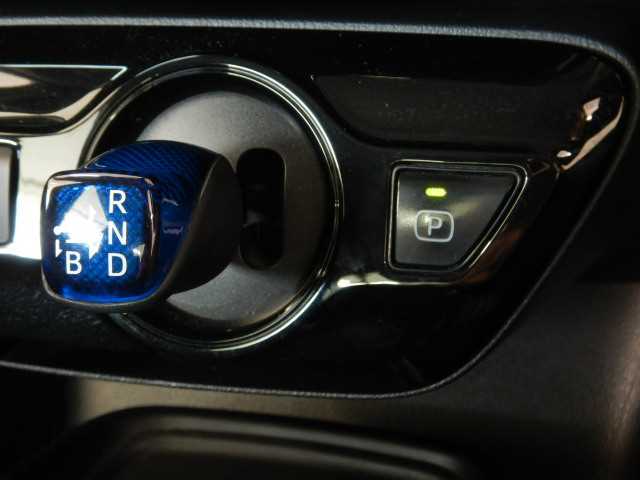 最新の入庫・販売情報などは当社ホームページhttp://www.carparco.comまで☆