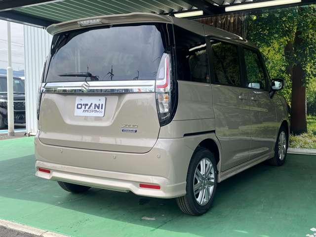 ■遠方にお住まいの方へ■　当社ではお車の販売を大阪府・和歌山県に在住のお客様のみとさせていただいております。誠に勝手ながら、ご理解とご協力を賜りますようお願い申し上げます。