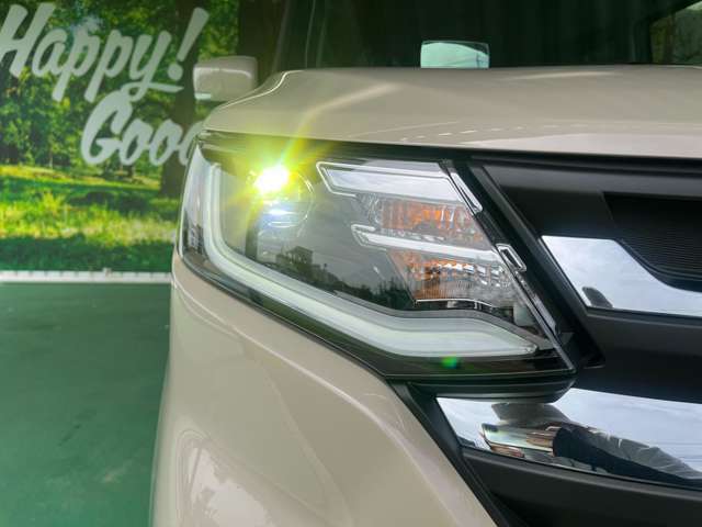 ■親切・丁寧な接客をお約束■　初めてお車のご購入を検討されている方や、お車についてあまり詳しくない方にも分かりやすい接客を心掛けております。女性営業スタッフも在籍！購入に不安がある女性の方もぜひ♪