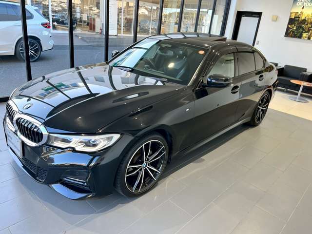 【ご納車後について】遠方のお客様はお住まいのエリアのBMWサービス工場にてメンテナンスを受けて頂けます。現地BMWへのお取次ぎなどもさせて頂きますのでご安心下さい。