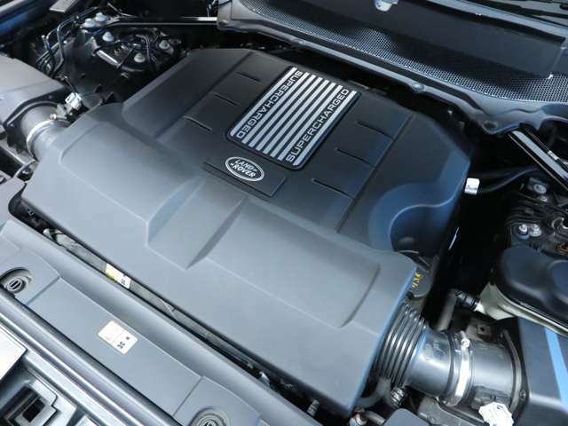5.0L V8スーパーチャージドエンジントランスミッションは8 Speed Automatic Transmission