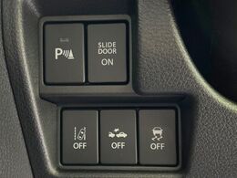 【スズキ　セーフティサポート】走行中に前方の車両等を認識し、衝突しそうな時は警報とブレーキで衝突回避と被害軽減をアシスト。より安全にドライブをお楽しみいただけます。