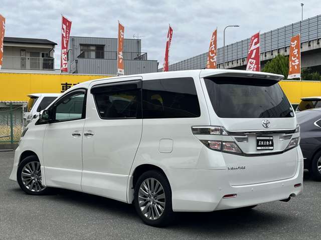 【仕入れ】当社の中古車は、ベテランのスタッフが1台1台、丁寧に仕入れた良質車ばかりです。ぜひ、ご来社いただき、ご自身の目でお確かめください。きっとご満足頂けると思います