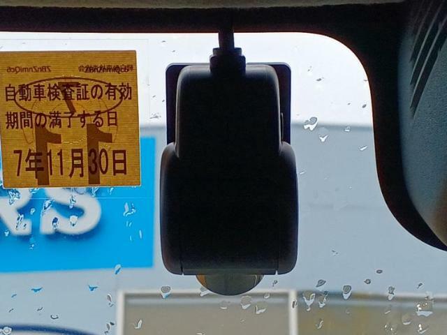 国産車から輸入車まで多様なお客様のニーズのお応えできるように、全国規模で豊富な在庫展開！車のことならWECARSへ！