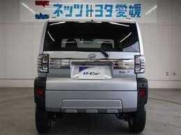 室内外はもちろん、シートを外してニオイの元となるフロアカーペットまで消臭・除菌を実施。中古車を気持ちよくお乗りいただけるクリーニングサービスです。詳細は販売店スタッフまでおたずねください。