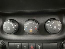 ●ETC車載器（アンテナ分離型音声案内タイプ）：お引き渡し時には再セットアップを実施後、お渡しいたします。マイレージ登録に関してもお気軽にスタッフまでお尋ねください。