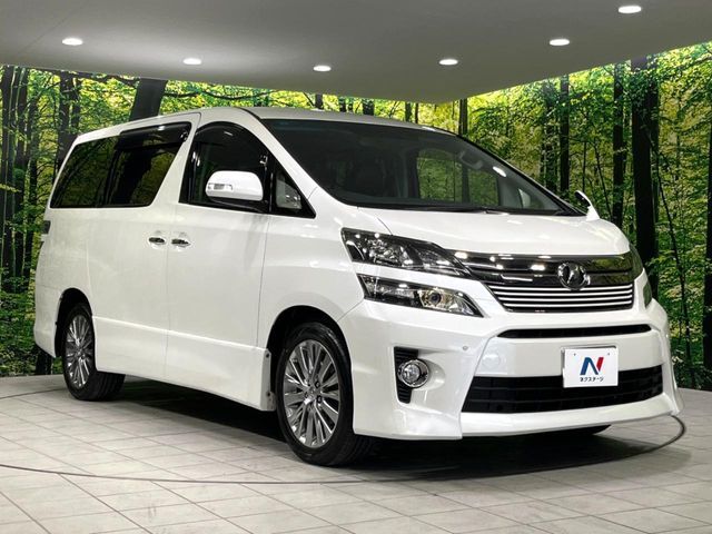 大好評のボディコーティング「弾スプラッシュコート」もご納車までに施工可能。通常のガラスコートと異なる、耐久年数6年の無機質ガラスコーティングが、ボディをキレイな状態に保ってくれます。