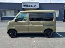 自社にて認証工場を保有しているので納車前後の整備やメンテナンス・カスタマイズまで幅広くご対応！ぜひお問い合わせください。