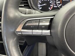 【運転席操作部】快適なドライブを楽しむための機能が装備されています！運転席から触れるので、使いやすいです！除菌プランいれていただくと、さらに清潔で安心していただけます！