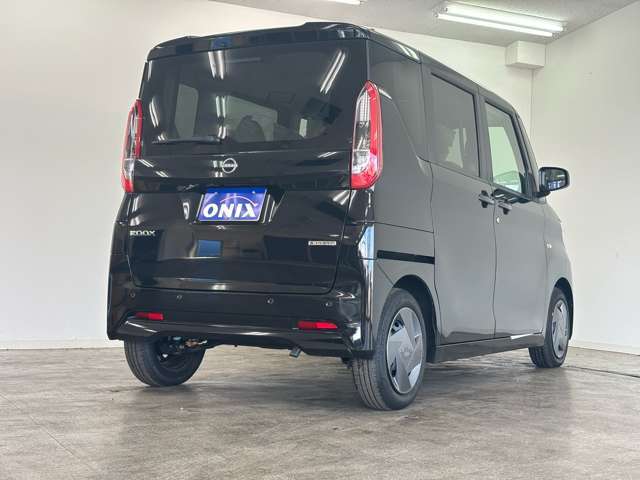 高年式、100キロ以下の軽自動車専門店！修復暦有、多走行はお売りしません！