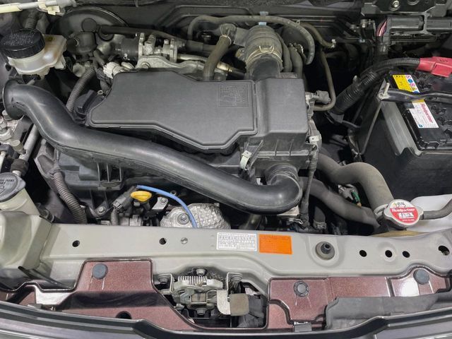 親切・丁寧な専門メカニックスタッフが応対！・車検・点検整備・事故等の修理などアフターサービスも安心。お車のカスタマイズもネクステージのサービススタッフまでご相談ください！