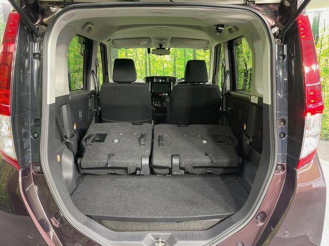 普段のお買い物や通勤、送迎等に十分な荷室スペースを確保しております。セカンドシートを倒すと、大きな荷物の積載も可能です♪