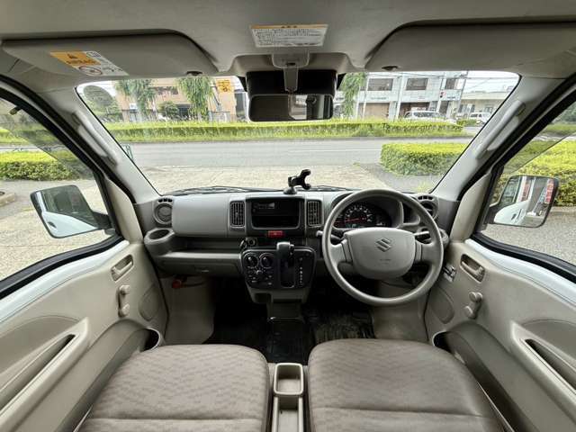 外装に傷凹みのある車両になります。現車確認をオススメしております。