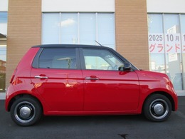 納車前にHonda認定中古車U-Selectならではの点検整備を実施します。基準を満たしていない消耗部品を交換いたします。