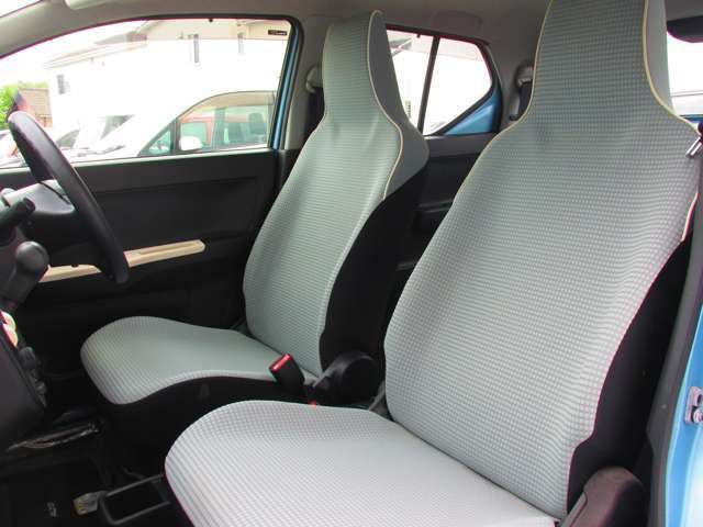 全車両総額販売！管轄陸運局（尾張小牧、春日井、一宮ナンバー）以外の登録の場合、別途登録料必要になります。