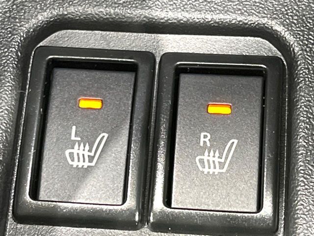 【シートヒーター】寒い日に重宝するシートヒーター！エアコンより早く温まってくれるので寒がりの人も安心ですね♪エアコンの温風は乾燥するから苦手、という方にもをおすすめです。