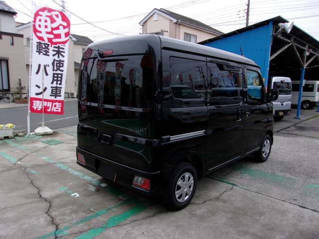 黒ナンバー登録の実績は十分ございます！新規の黒ナンバー登録や車両入替えや廃止などどんなお手続きでもお手伝いさせて頂きます！お気軽にご相談下さい！