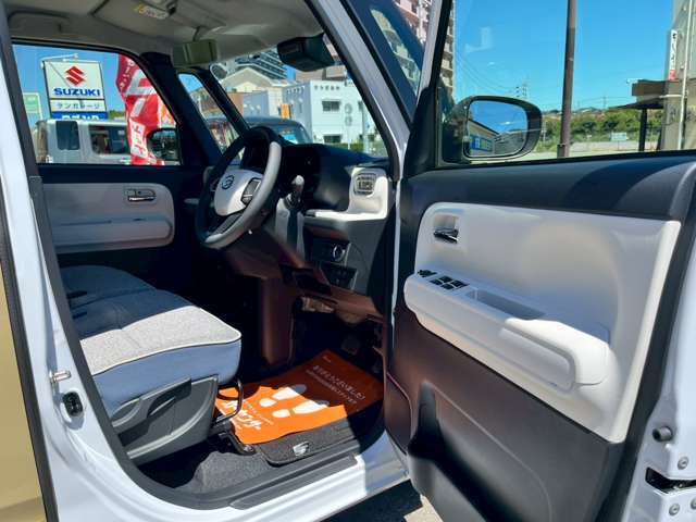 年式相応ですが、納車時にはできる限りキレイに納車させていただきます！どうしても気になるところ等ありましたら、ご対応いたしますので、何なりとお申し付けください♪