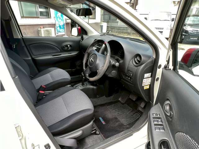 当社はスタッフ一同でお車選びから、ご購入、ご納車後のメンテンナンスまで、トータルで全力サポートさせて頂きますので、何でもお気軽にご相談下さいませ！