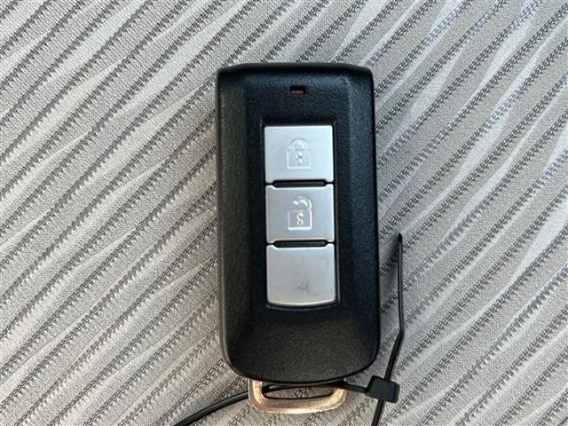 【付属品】このクルマ限定で使える装備品が付いています！使い方などはぜひ実際に店舗にお越しいただき、専門スタッフにお尋ねください！