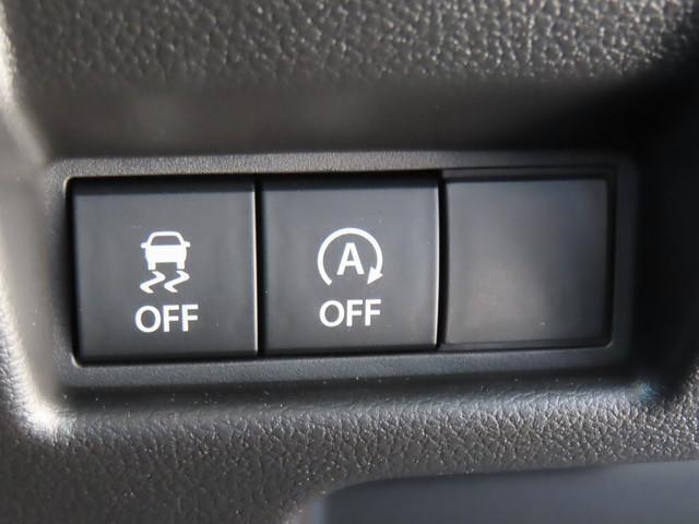 各機能の切り替えボタンは運転席前方の手の届きやすい場所に配置してあります。