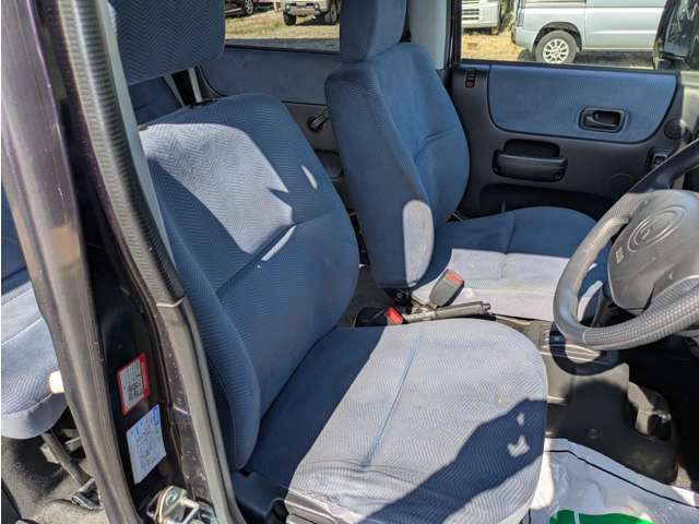 販売の他に整備、車検等も行っておりますのでお気軽にご相談ください♪【フリーダイヤル】0078-6003-198012