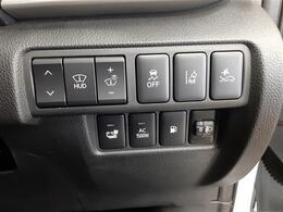 ■　装備4　■　衝突軽減ブレーキ レーンディパーチャーアラート AC100V1500W給電 ヘッドアップディスプレイ