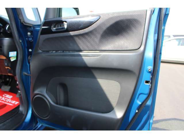 自動車保険等、各種保険も取り扱っております！