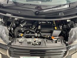 【エンジンルーム】エンジンの調子は良好です！ご納車前にはしっかりとオイル交換・その他油種類の点検補充をさせて頂きます。また、ガリバーでは修復歴のある車は販売いたしません。